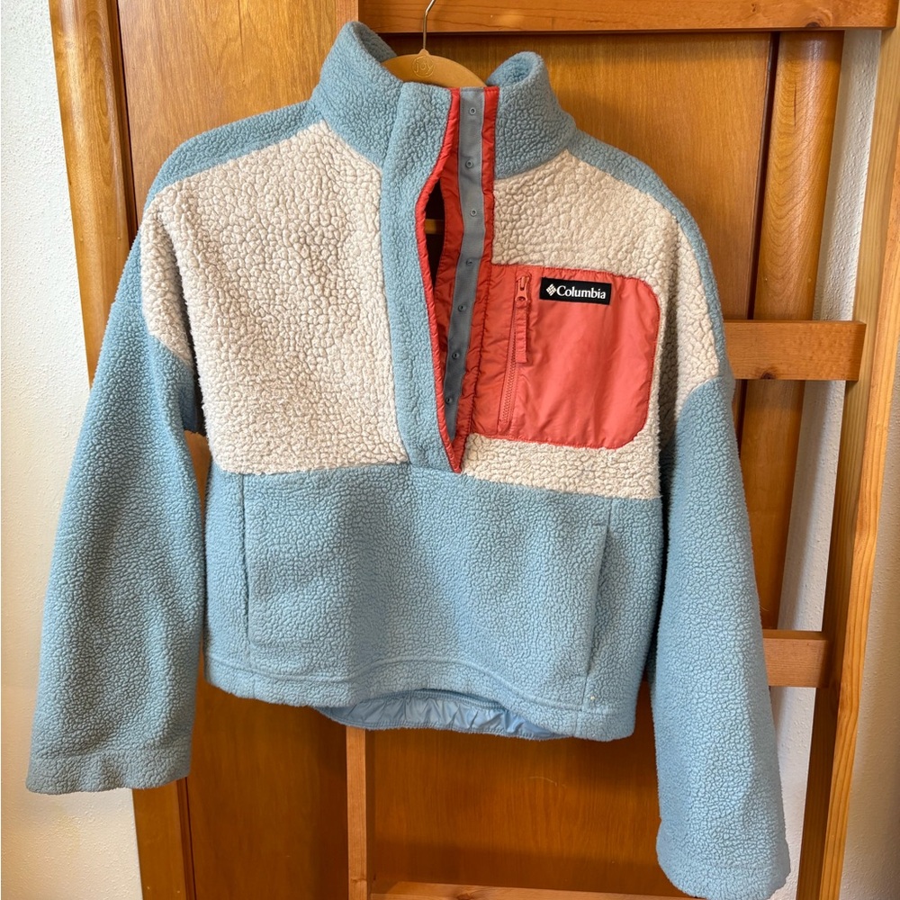 Columbia Two-Tone Fleece Jacket in Blue and Cream with Red Accent